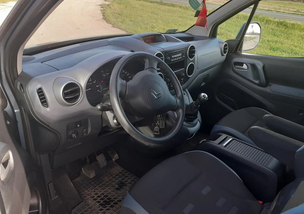 Citroen Berlingo cena 26900 przebieg: 221000, rok produkcji 2010 z Brzozów małe 46